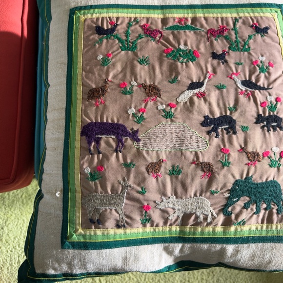 Bone Color Animals Garden Folk Art Embroidered Handmade Decorative 2 Pillows - Picture 7 of 8